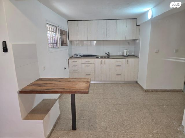 לנר ולבשמים 17