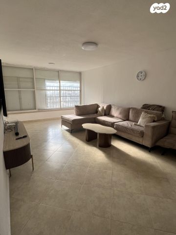 קדושי קהילת מזריץ' 1