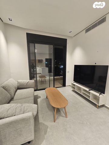 שדרות התמרים 22