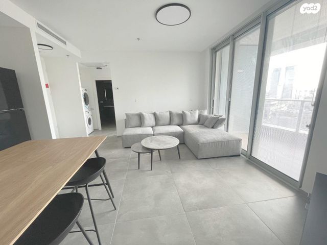 גרציאני יצחק 10