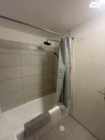 דירה, האתרוג 45, הדרים / כ"א, שוהם