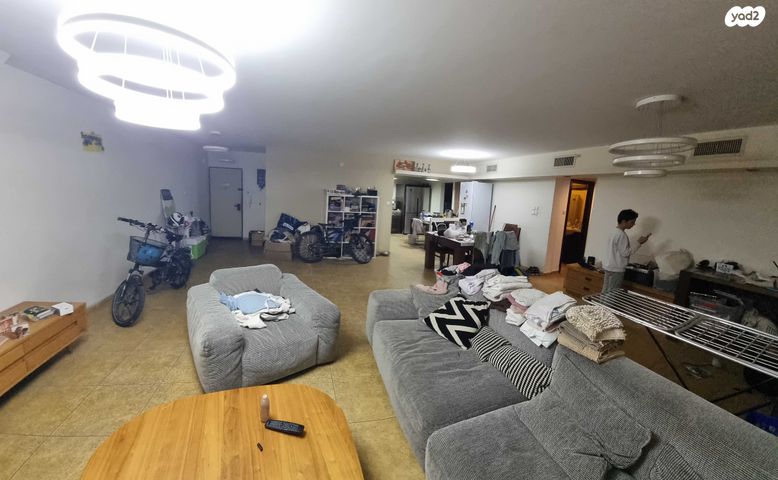 דירה, הגליל 79, גבעת סביון, גני תקווה