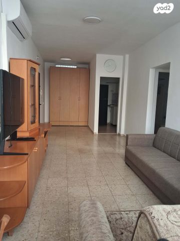 שדרות חיים וייצמן 38