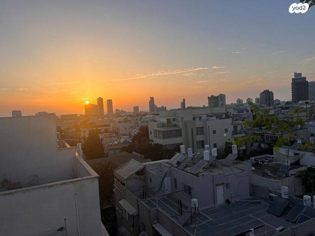 גג/ פנטהאוז, שדרות רוטשילד 109, לב תל אביב, לב העיר צפון, תל אביב יפו
