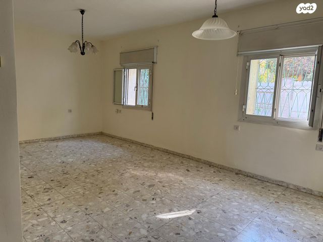 אהרון רבינוביץ' 3