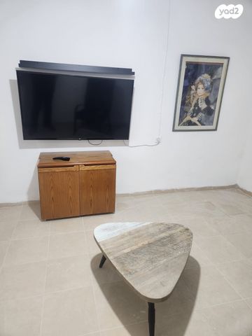 דירה, לוי אשכול 8, שיכון ד, טבריה