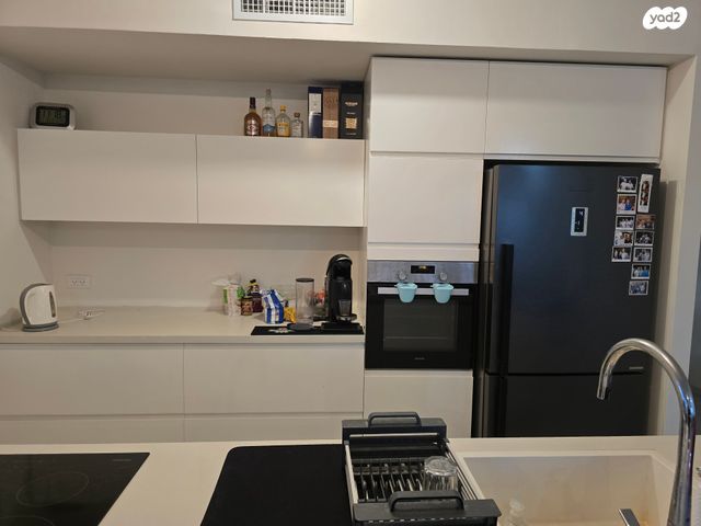 דבורה עומר 2