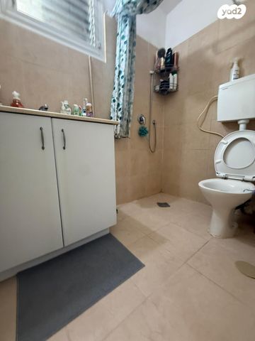 דירה, ראש פינה 19, נאות שושנים, חולון