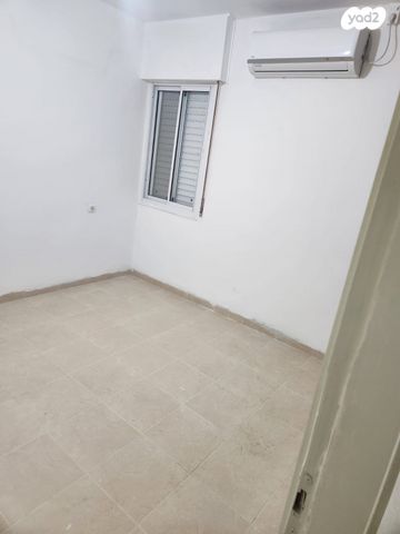 דירה, לוי אשכול 8, שיכון ד, טבריה