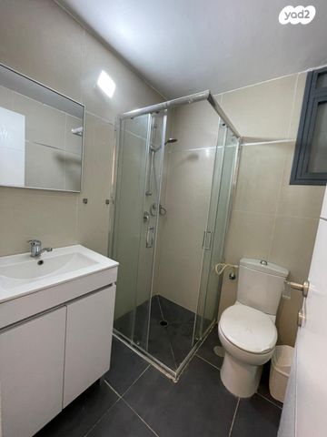 יחידת דיור, החרמון 13, אורנית, אורנית