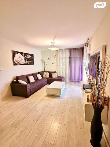 דירה, שדרות פנחס ספיר 19, קרית ים ב', קרית ים