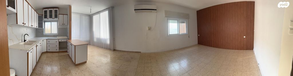 דירה, שדרות הציונות 12, מרכז העיר, קרית אתא