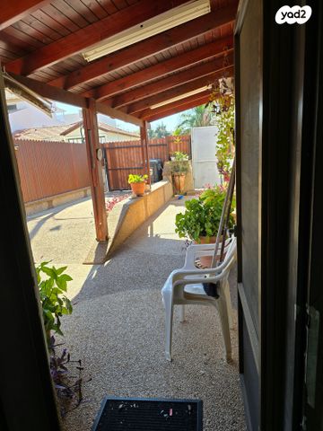 בית פרטי/ קוטג', עזרא 21, שיכוני המזרח, ראשון לציון