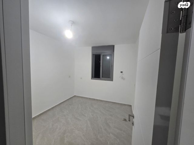 דירה, קורט טוכולסקי 9, נווה גולן, יפו ג', תל אביב יפו