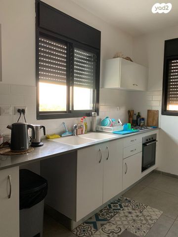 דירת גן, ספיר 36, רובע 10 חן, קצרין