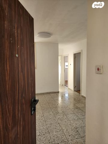 כ"ט בנובמבר 12