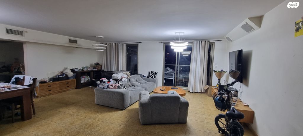 דירה, הגליל 79, גבעת סביון, גני תקווה