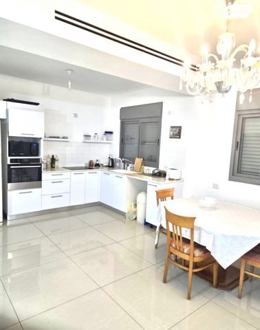 דירה, הרצל 101, עיר, מרכז העיר, נהריה