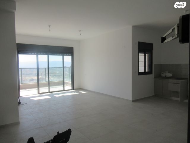 דירה, אריק אינשטיין 1, נאות אפק, אפקה, קרית ביאליק