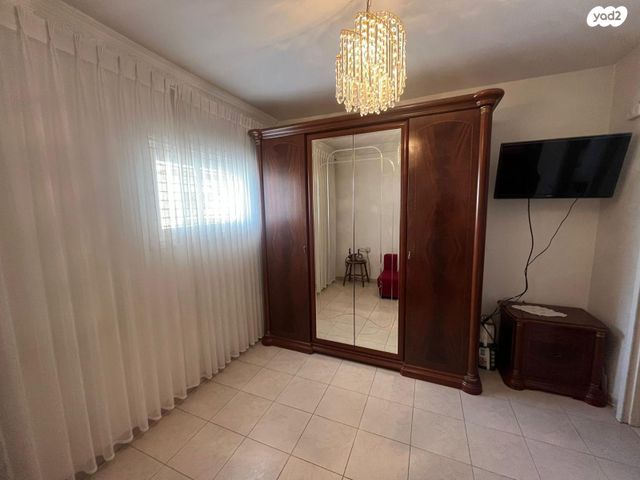 דירה, קדושי קהיר 10, נאות רחל, חולון