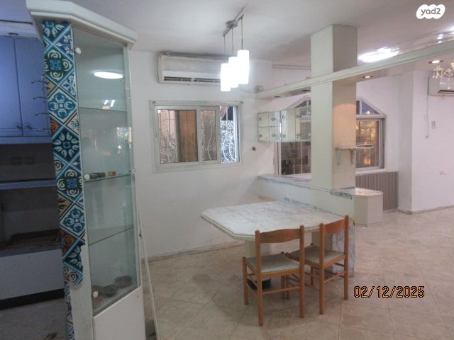 בית פרטי/ קוטג', אפרים לוזון 14, נווה אלון, לוד