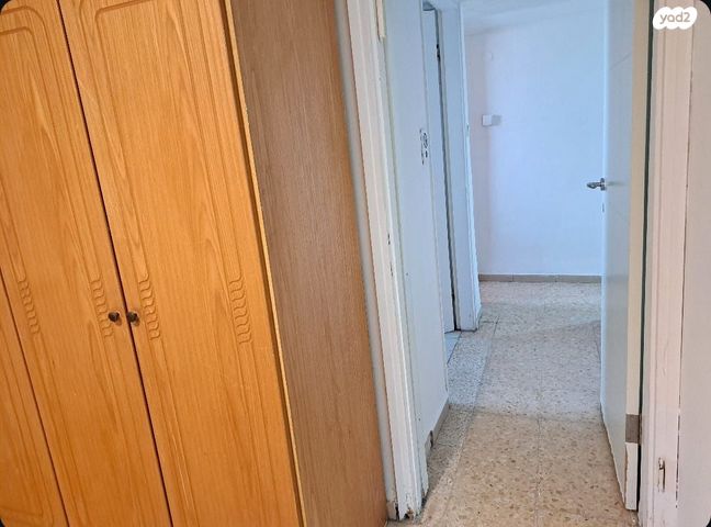 דירת גן, בורוכוב 20, קרית היובל, ירושלים