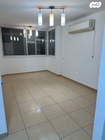 דירה, זלמן שז"ר 207, בן גוריון כנען, צפת