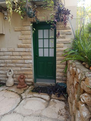 יחידת דיור, תבור 243, נירית, נירית