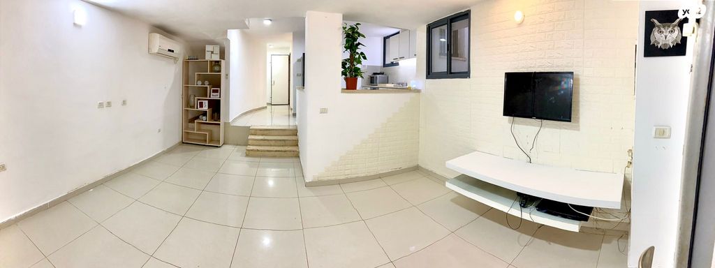 יחידת דיור, החרמון 13, אורנית, אורנית