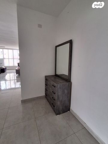 דירה, פינס 1, אברמוביץ', ראשון לציון