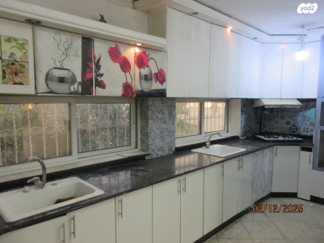 בית פרטי/ קוטג', אפרים לוזון 14, נווה אלון, לוד