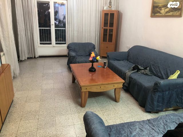 דירה, שלום עליכם 4, טלביה, קוממיות, ירושלים