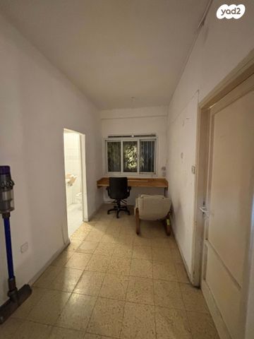 דירה, פרופ' שור 17, הצפון החדש - כיכר המדינה, תל אביב יפו