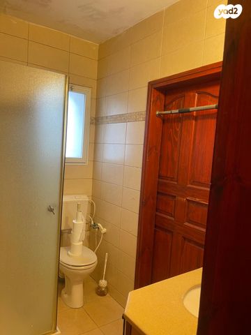 דירת גן, המכבים 1, המכבים, גבעת זאב