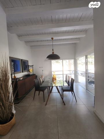 בית פרטי/ קוטג', גיבורי ניצנים 12, נווה איתמר, נתניה