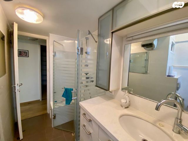 דירה, ליונל ווטסון 16, רמת בגין, חיפה