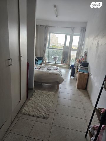 ז'בוטינסקי 50