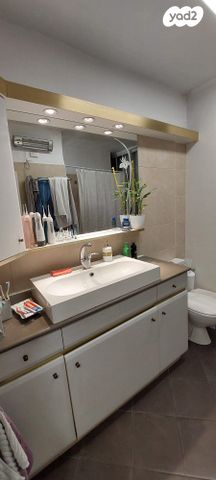 דירה, גיסין 1, אברמוביץ', ראשון לציון