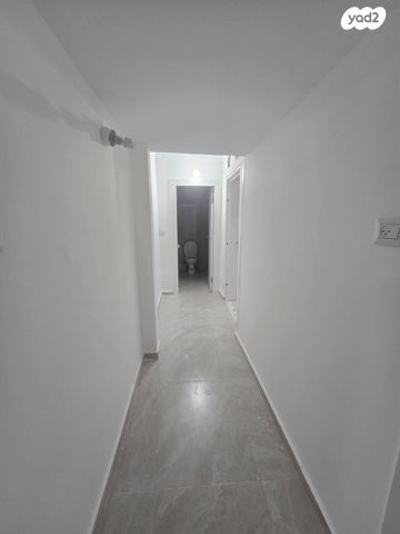 דירה, קורט טוכולסקי 9, נווה גולן, יפו ג', תל אביב יפו