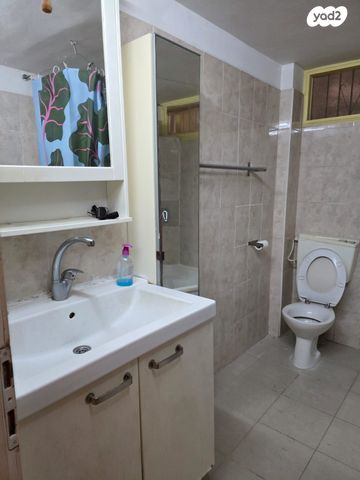 דירה, אח"י דקר 19, נווה שרת, תל אביב יפו