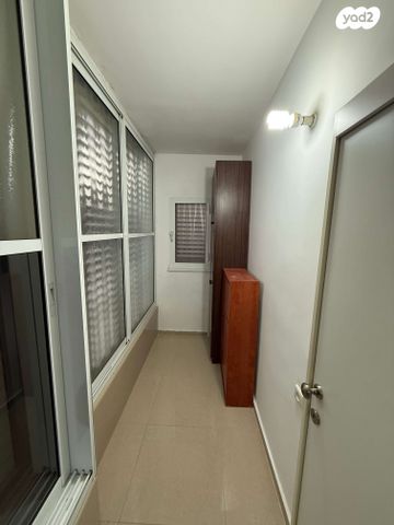 דירה, כיכר וייצמן 4, מרכז, קרית עבודה, חולון