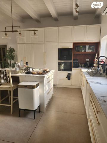 גיבורי ניצנים 12