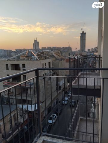 דירה, אגריפס 21, מחנה יהודה - לב העיר, ירושלים