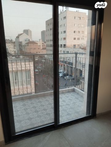 דירה, אגריפס 21, מחנה יהודה - לב העיר, ירושלים