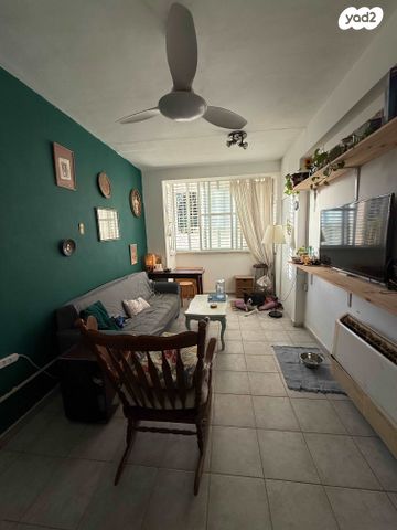 שדרות יד לבנים 35