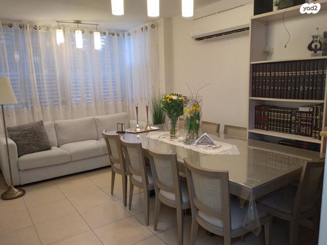 דירה, זלמן שז"ר 207, בן גוריון כנען, צפת