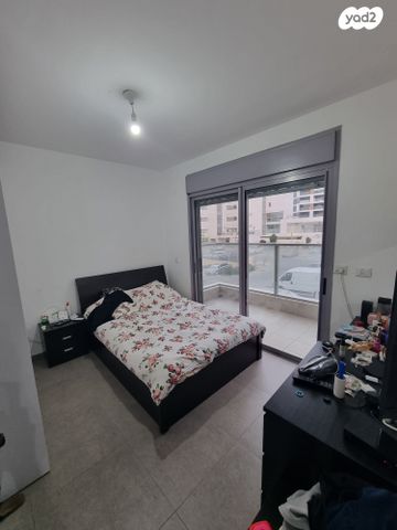 דירה, האנפה 14, החותרים, טירת כרמל