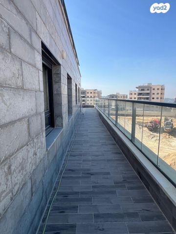 גג/ פנטהאוז, שחם 23, המגרסה, מבשרת ציון