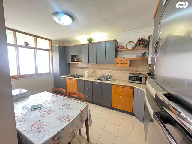 דירה, קדושי קהיר 10, נאות רחל, חולון