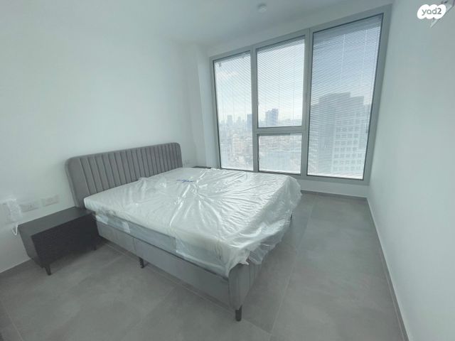 דירה, גרציאני יצחק 10, גני שרונה, קרית הממשלה, תל אביב יפו